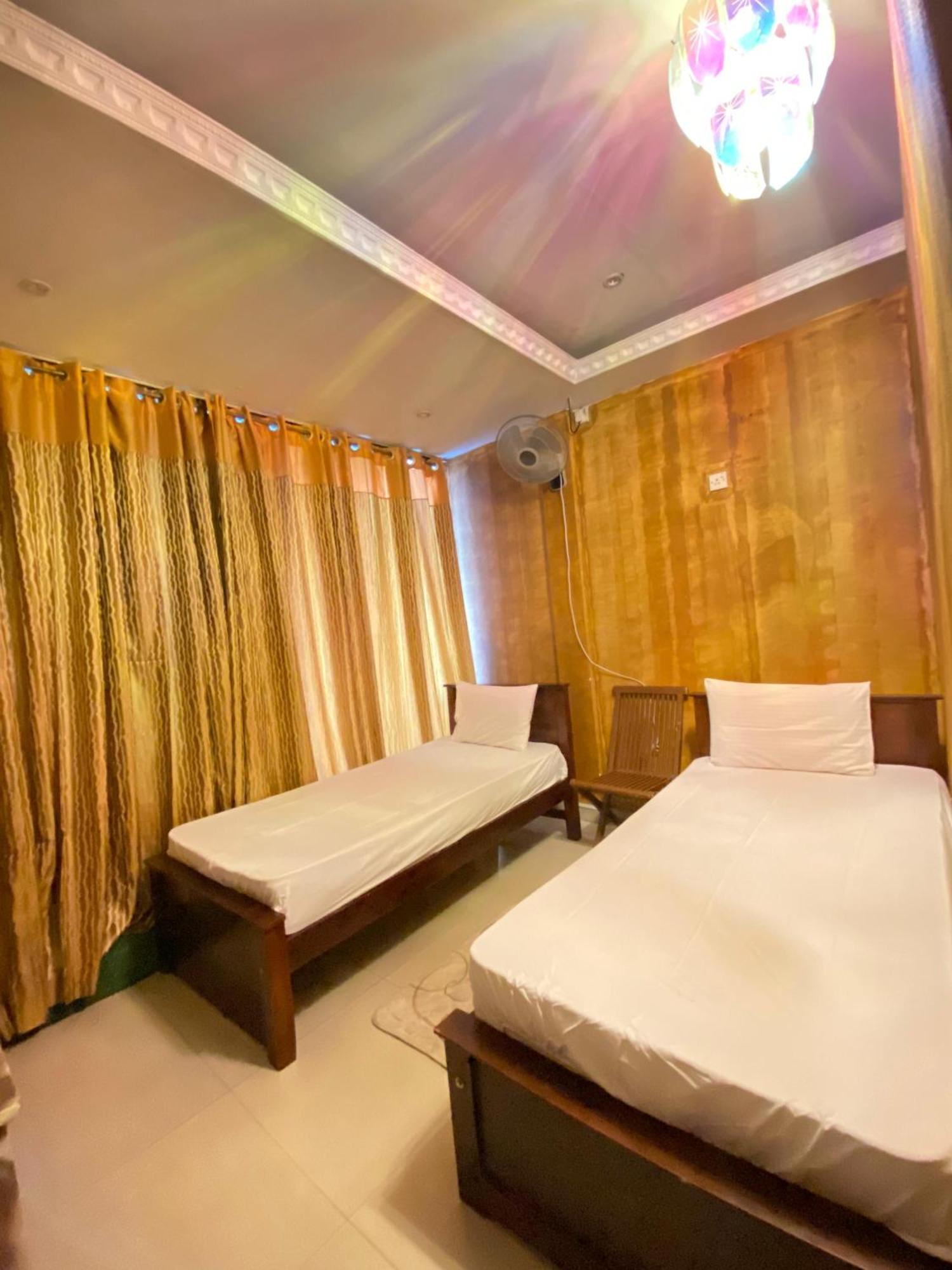 Airport City Hotel Katunayaka Buitenkant foto